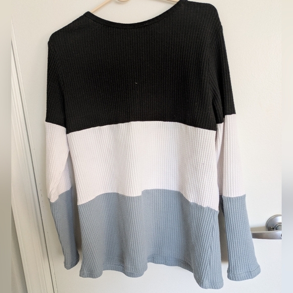Colorblock Women's Sweater - Picture 2 of 4